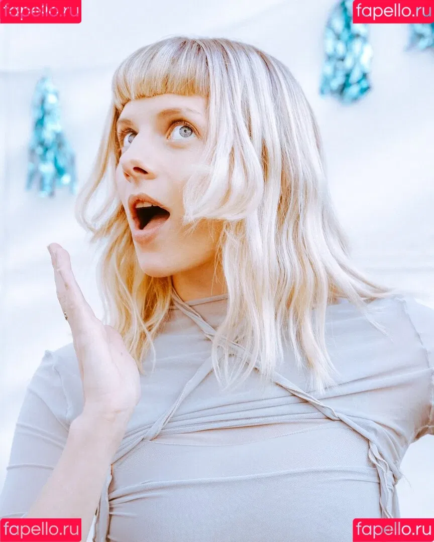 Aurora Aksnes / auroramusic / singer Onlyfans Photo Gallery 
