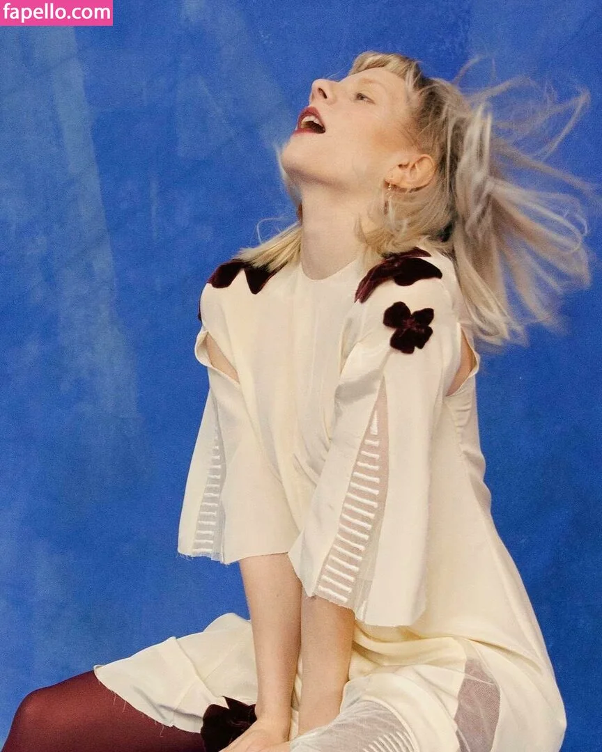 Aurora Aksnes / auroramusic / singer Onlyfans Photo Gallery 