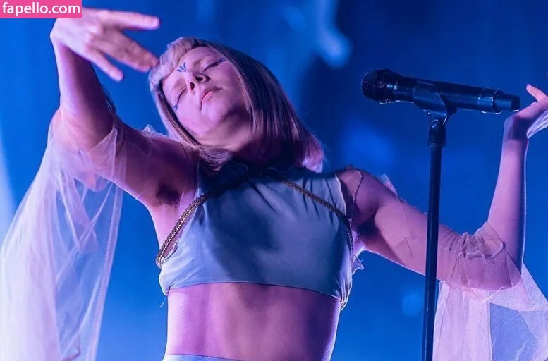 Aurora Aksnes / auroramusic / singer Onlyfans Photo Gallery 