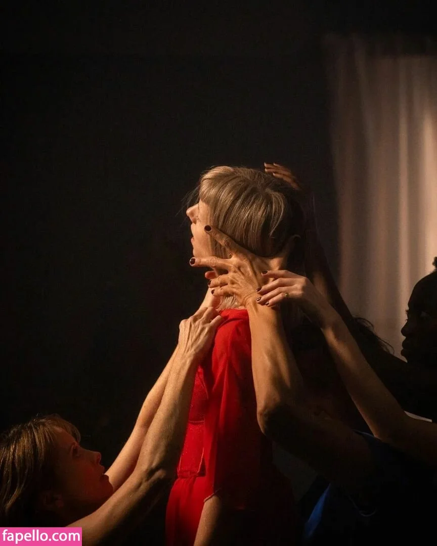 Aurora Aksnes / auroramusic / singer Onlyfans Photo Gallery 