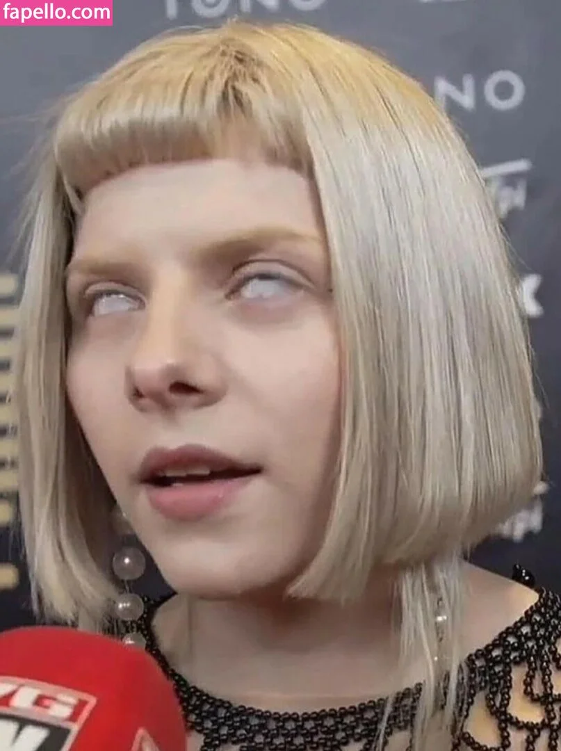 Aurora Aksnes / auroramusic / singer Onlyfans Photo Gallery 