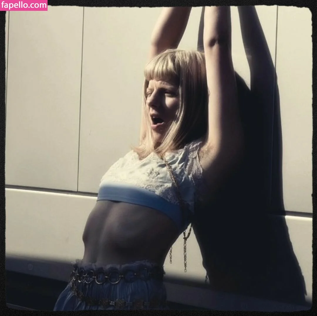 Aurora Aksnes / auroramusic / singer Onlyfans Photo Gallery 