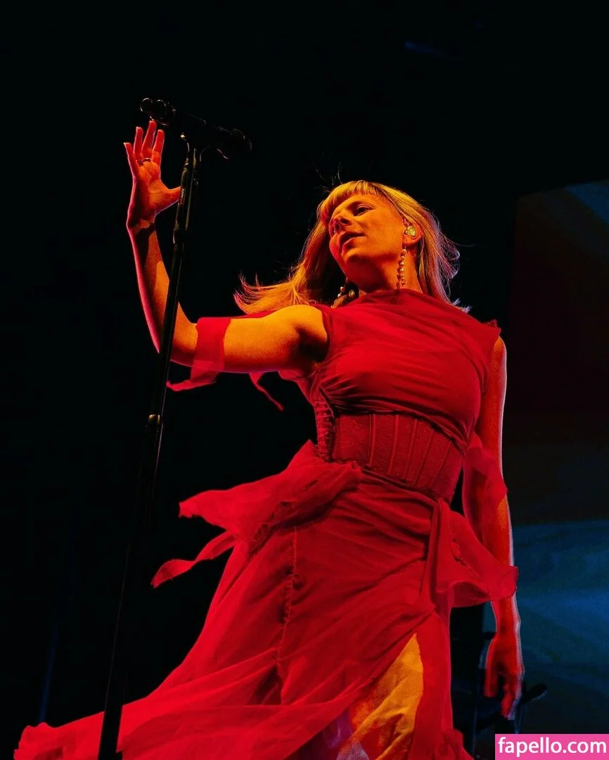 Aurora Aksnes / auroramusic / singer Onlyfans Photo Gallery 