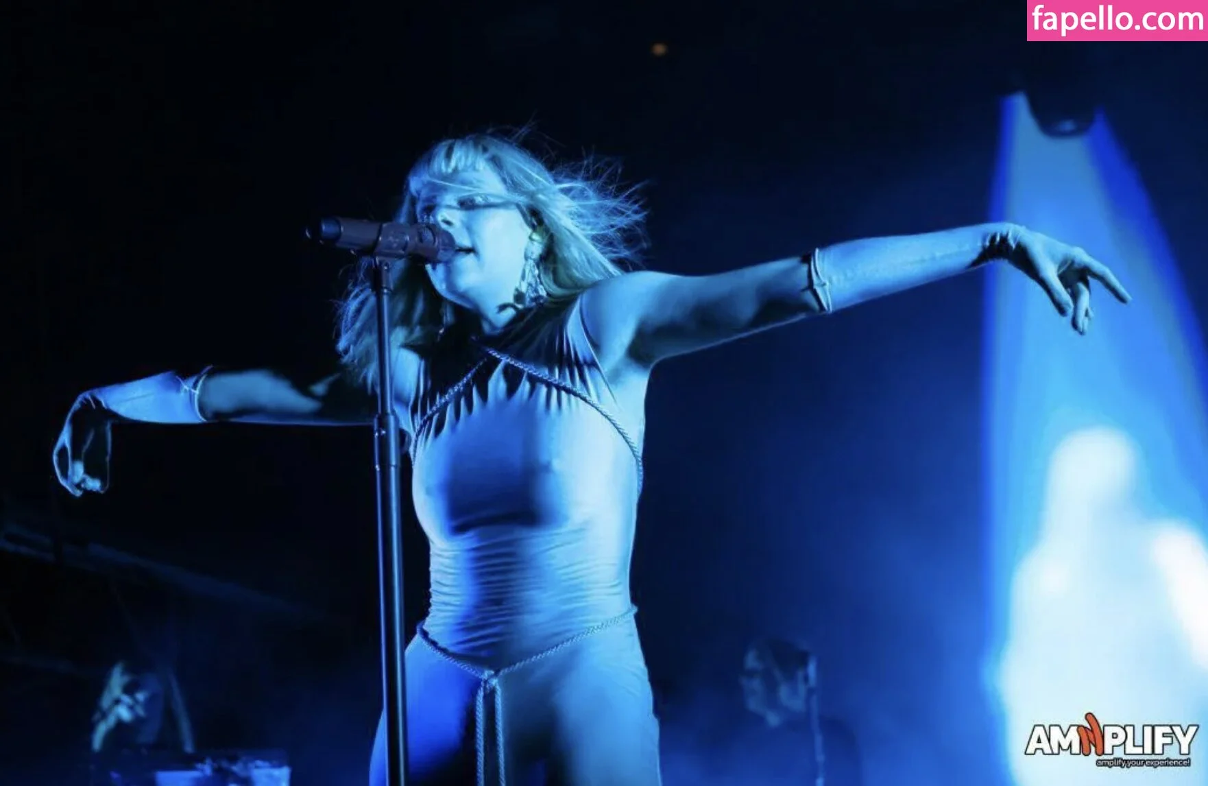 Aurora Aksnes / auroramusic / singer Onlyfans Photo Gallery 