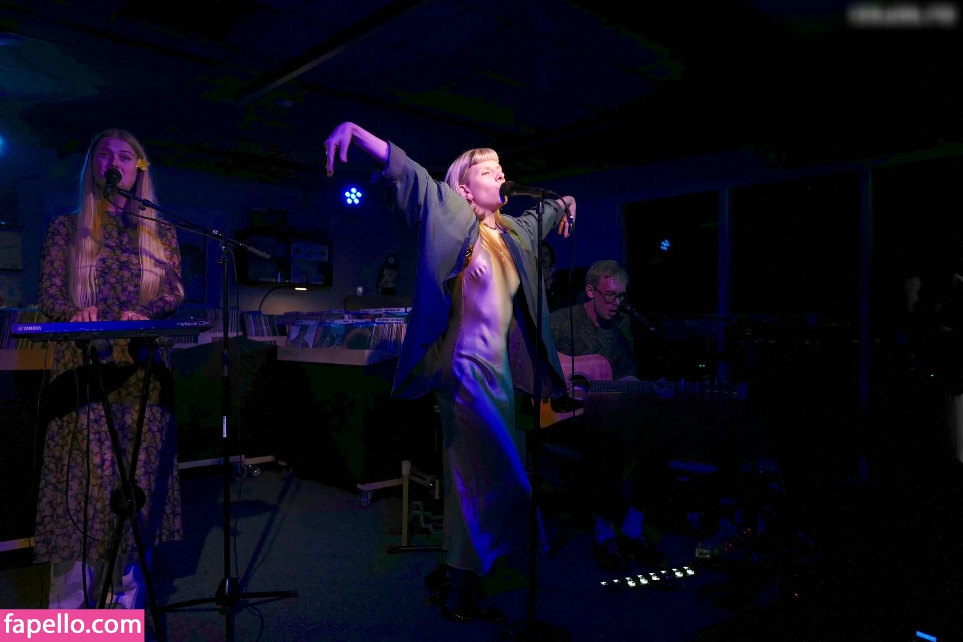 Aurora Aksnes / auroramusic / singer Onlyfans Photo Gallery 