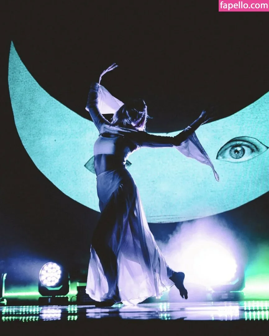 Aurora Aksnes / auroramusic / singer Onlyfans Photo Gallery 