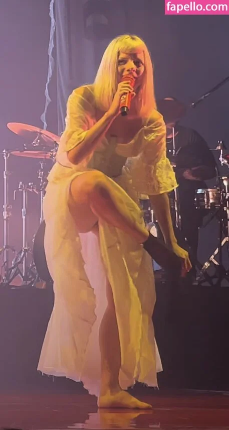 Aurora Aksnes / auroramusic / singer Onlyfans Photo Gallery 