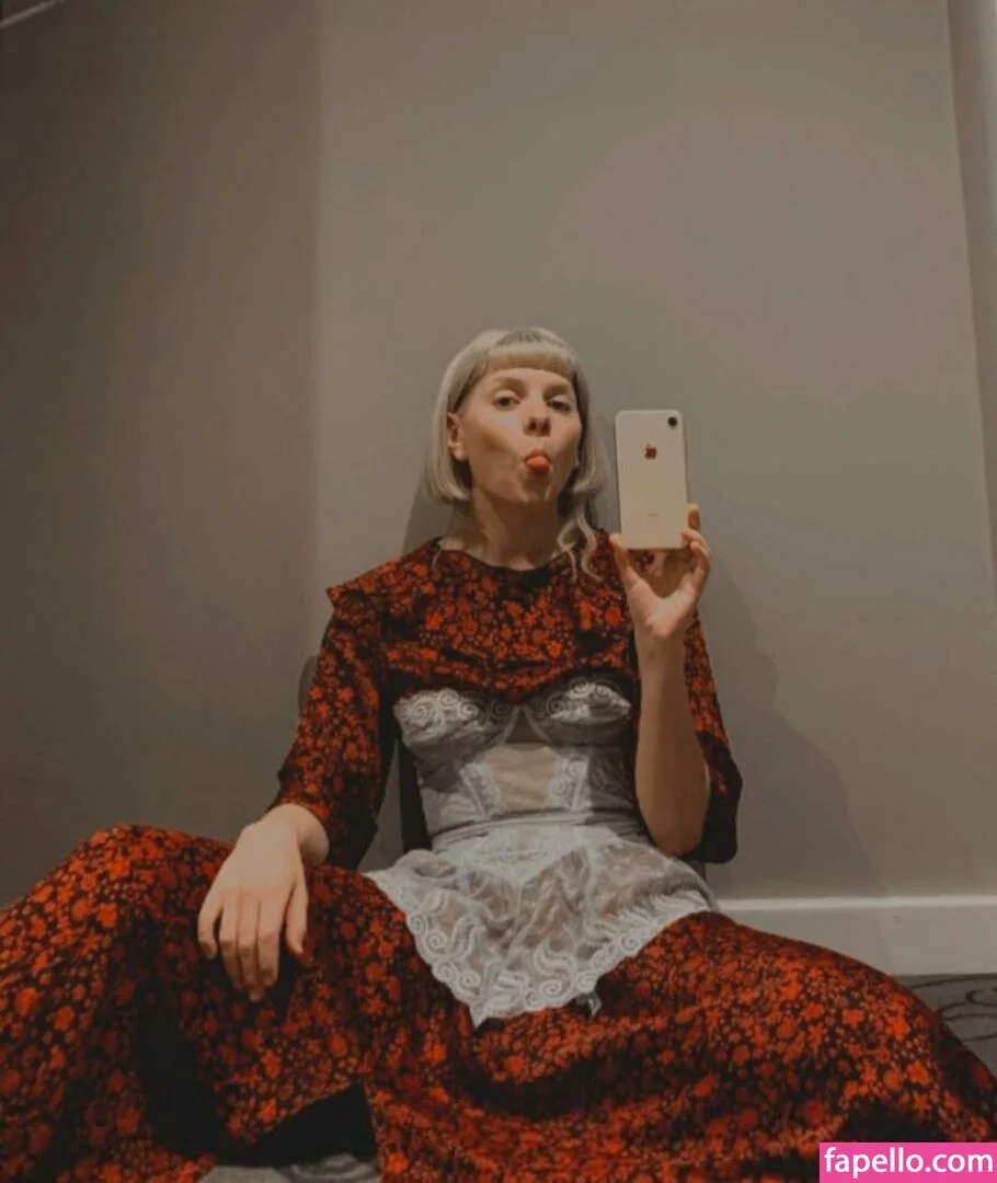 Aurora Aksnes / auroramusic / singer Onlyfans Photo Gallery 