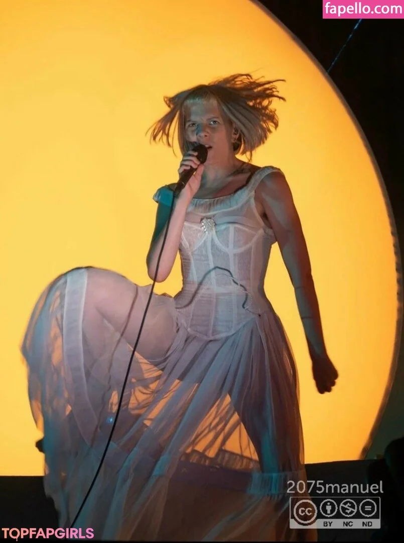 Aurora Aksnes / auroramusic / singer Onlyfans Photo Gallery 