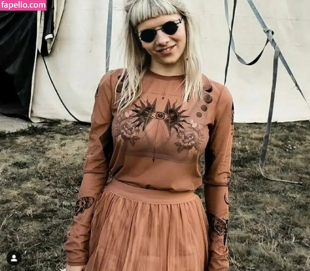 Aurora Aksnes / auroramusic / singer Onlyfans Photo Gallery 