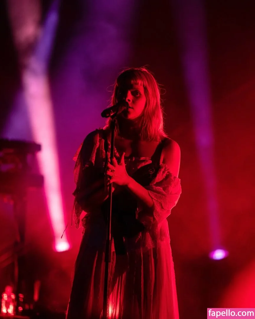 Aurora Aksnes / auroramusic / singer Onlyfans Photo Gallery 