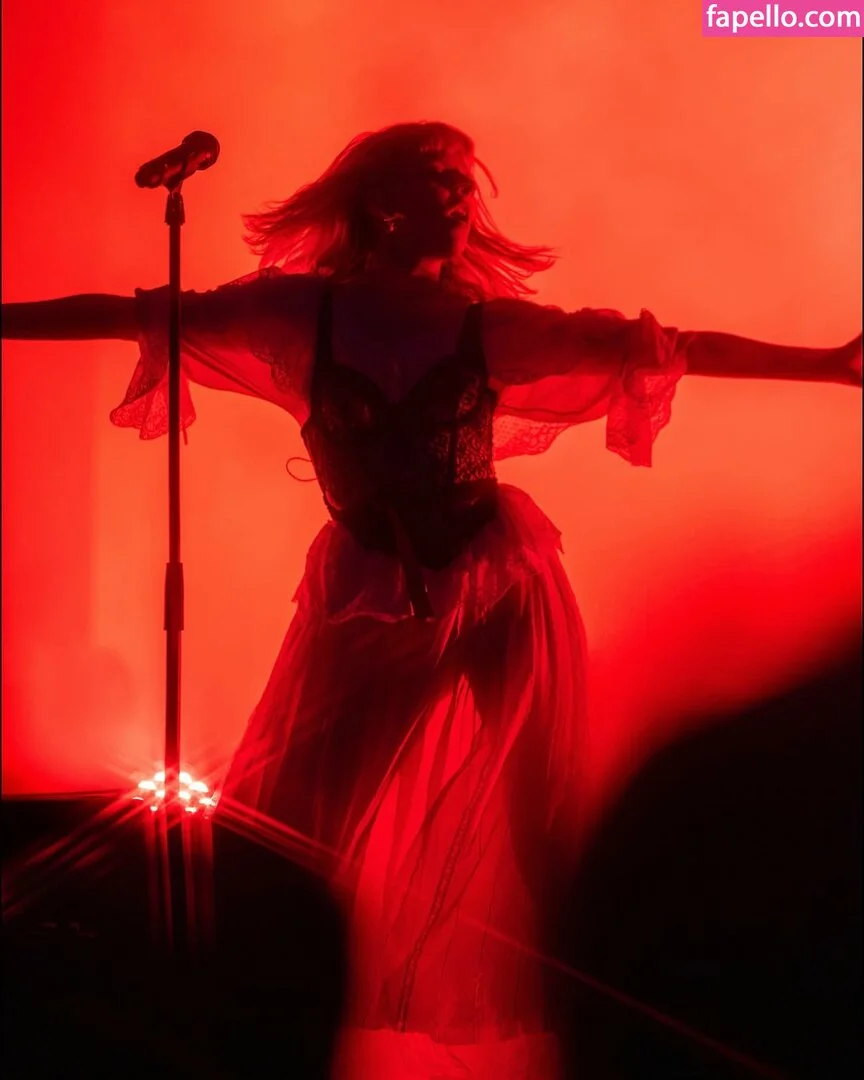 Aurora Aksnes / auroramusic / singer Onlyfans Photo Gallery 