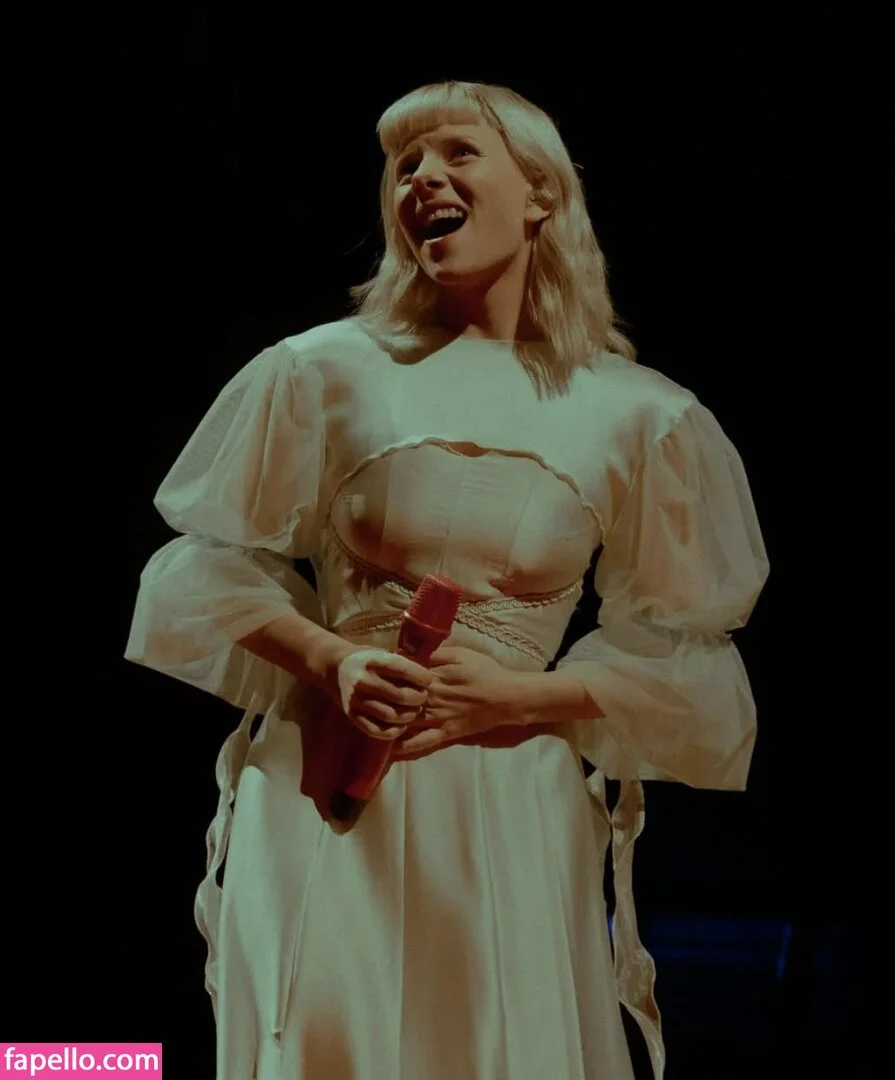 Aurora Aksnes / auroramusic / singer Onlyfans Photo Gallery 