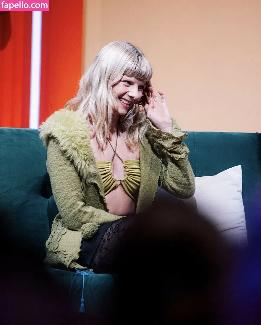 Aurora Aksnes / auroramusic / singer Onlyfans Photo Gallery 