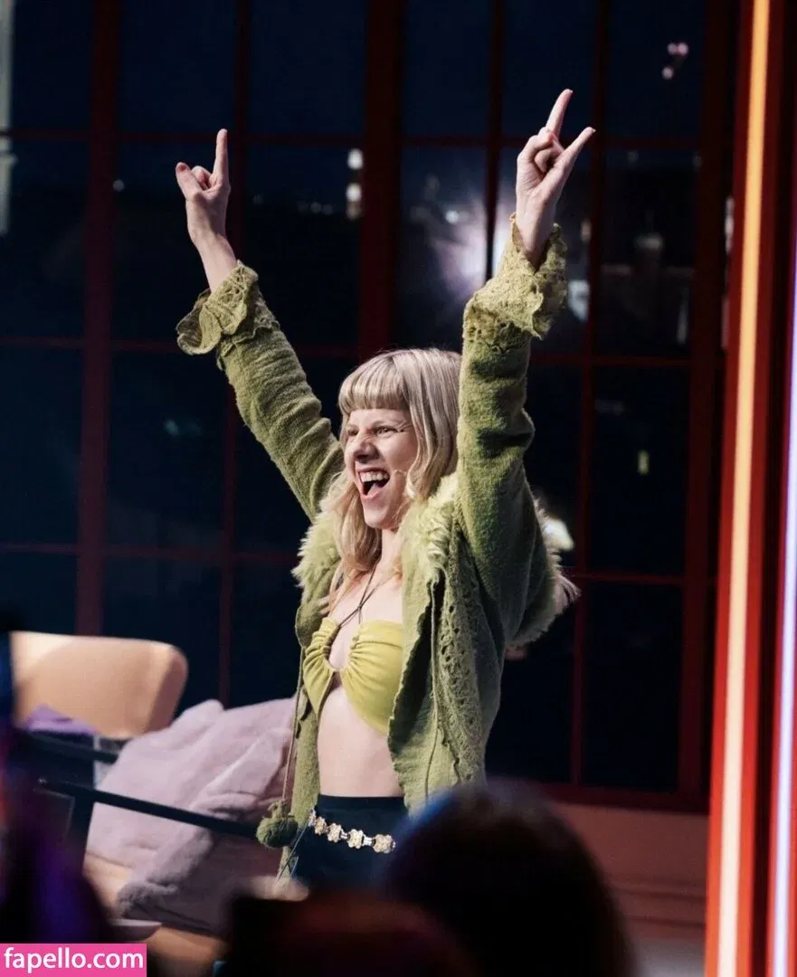 Aurora Aksnes / auroramusic / singer Onlyfans Photo Gallery 