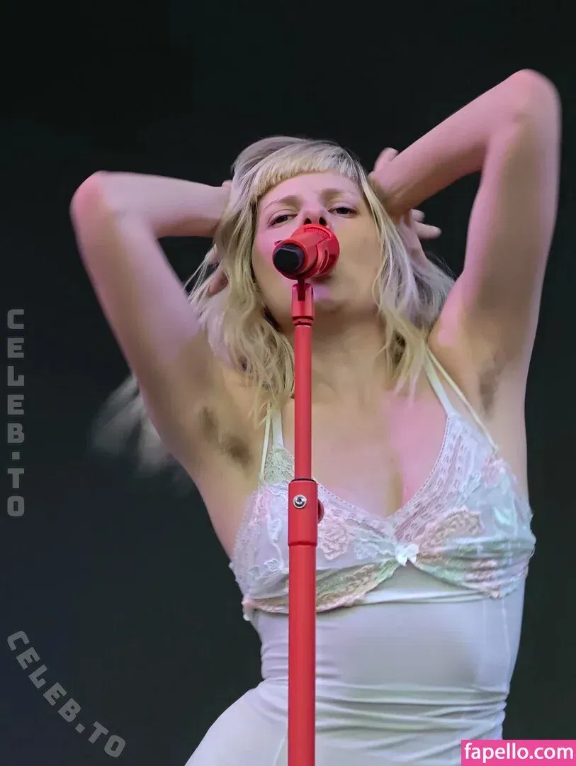 Aurora Aksnes / auroramusic / singer Onlyfans Photo Gallery 