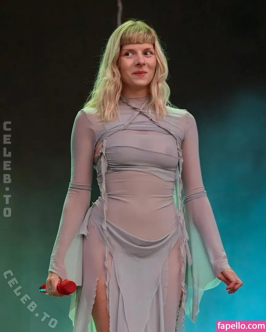 Aurora Aksnes / auroramusic / singer Onlyfans Photo Gallery 