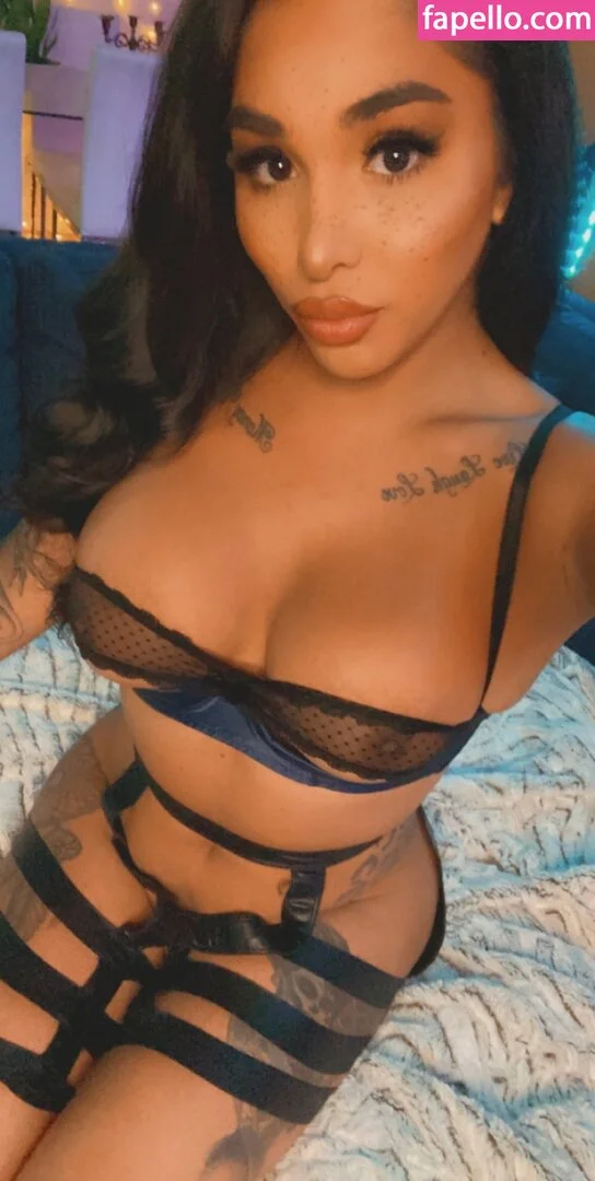 Jane Marie / seejanemarie Onlyfans Photo Gallery 