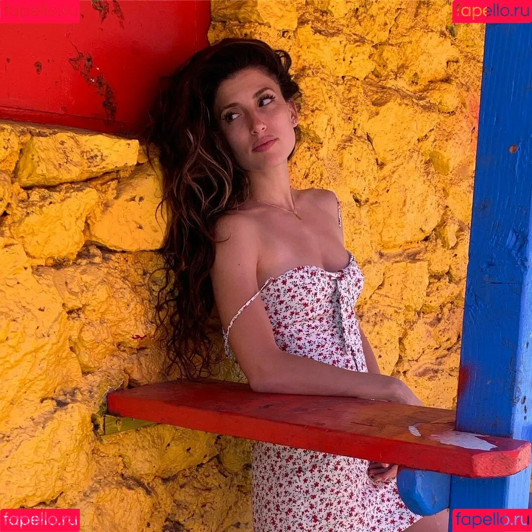 Tania Raymonde / tania.raymonde Onlyfans Photo Gallery 