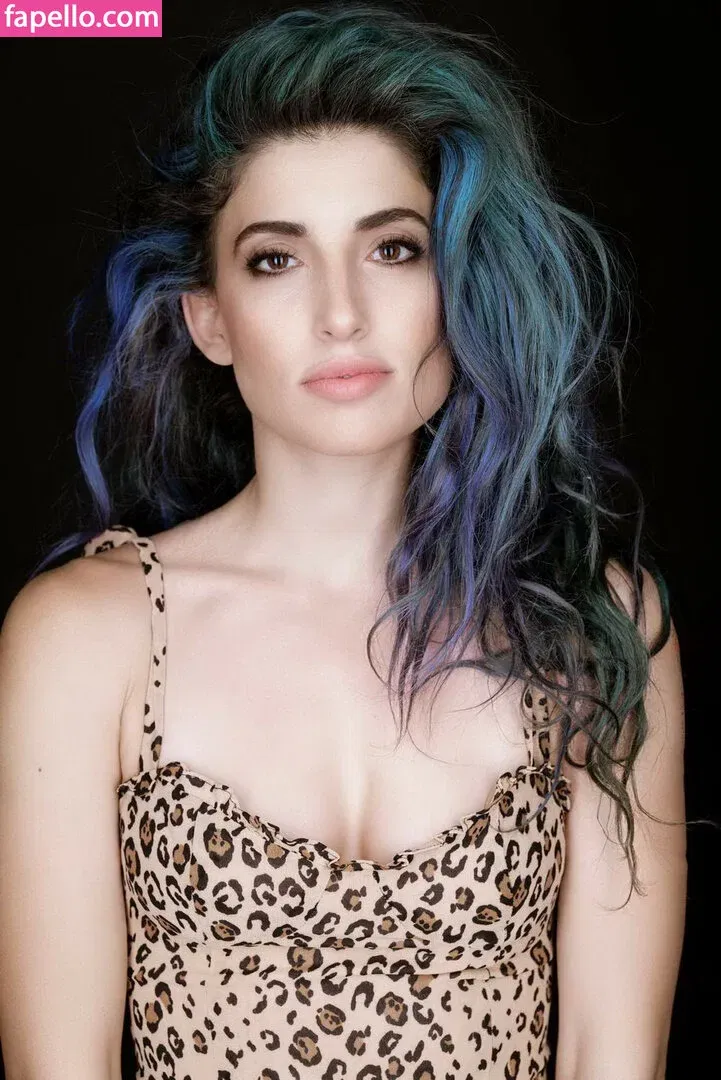 Tania Raymonde / tania.raymonde Onlyfans Photo Gallery 