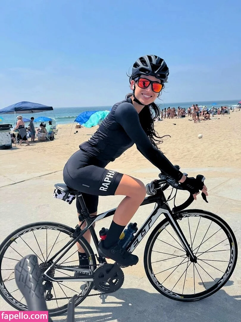 Tania Raymonde / tania.raymonde Onlyfans Photo Gallery 