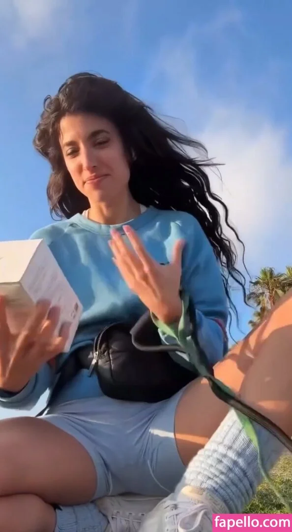 Tania Raymonde / tania.raymonde Onlyfans Photo Gallery 