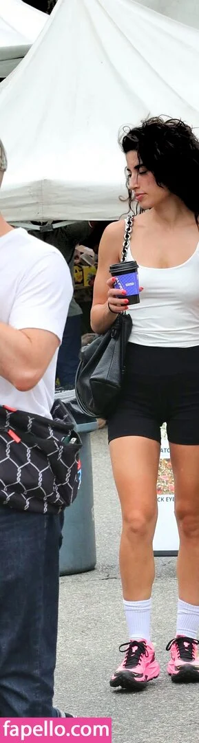 Tania Raymonde / tania.raymonde Onlyfans Photo Gallery 