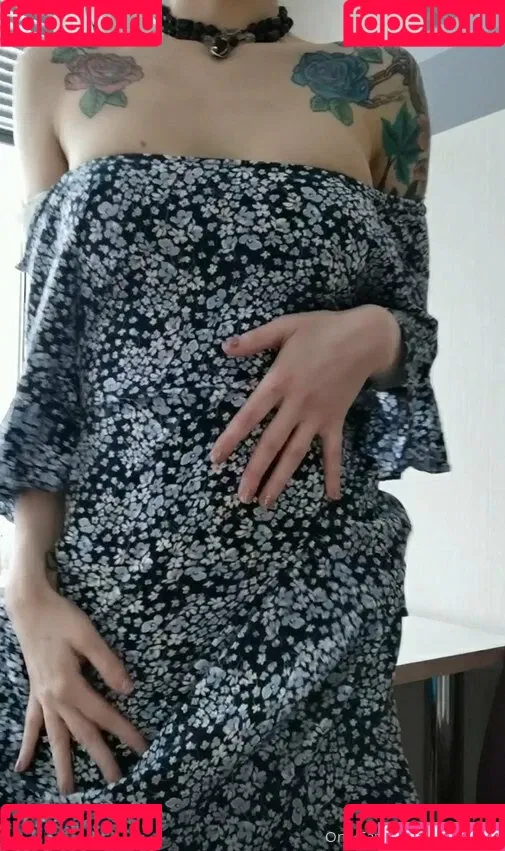 elenahug / elenahugs Onlyfans Photo Gallery 