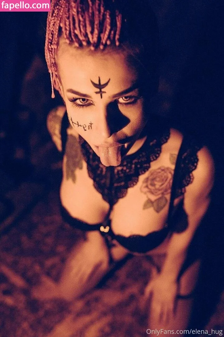 elenahug / elenahugs Onlyfans Photo Gallery 