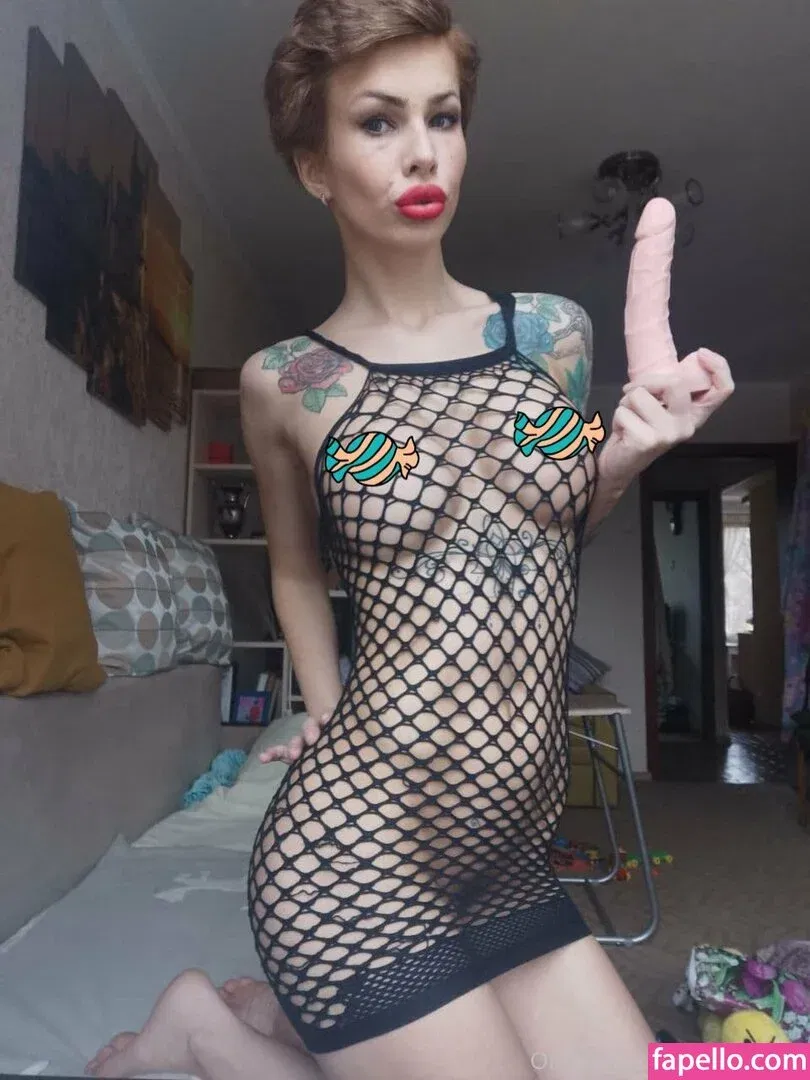 elenahug / elenahugs Onlyfans Photo Gallery 