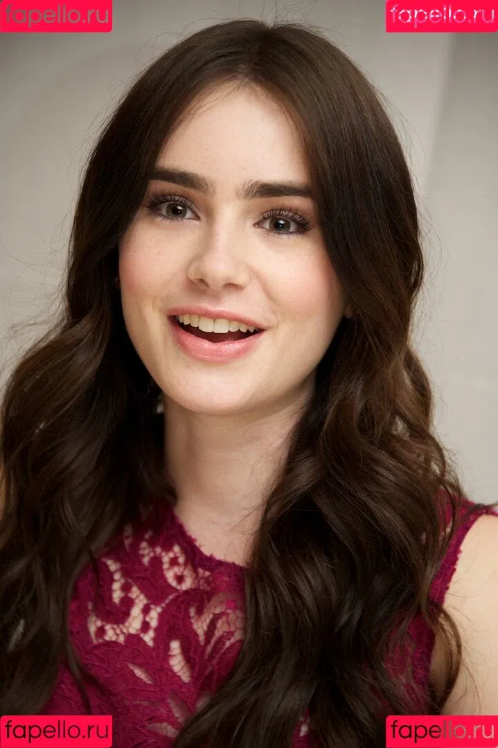 Lily Collins / lily_collins / lilyjcollins Onlyfans Photo Gallery 