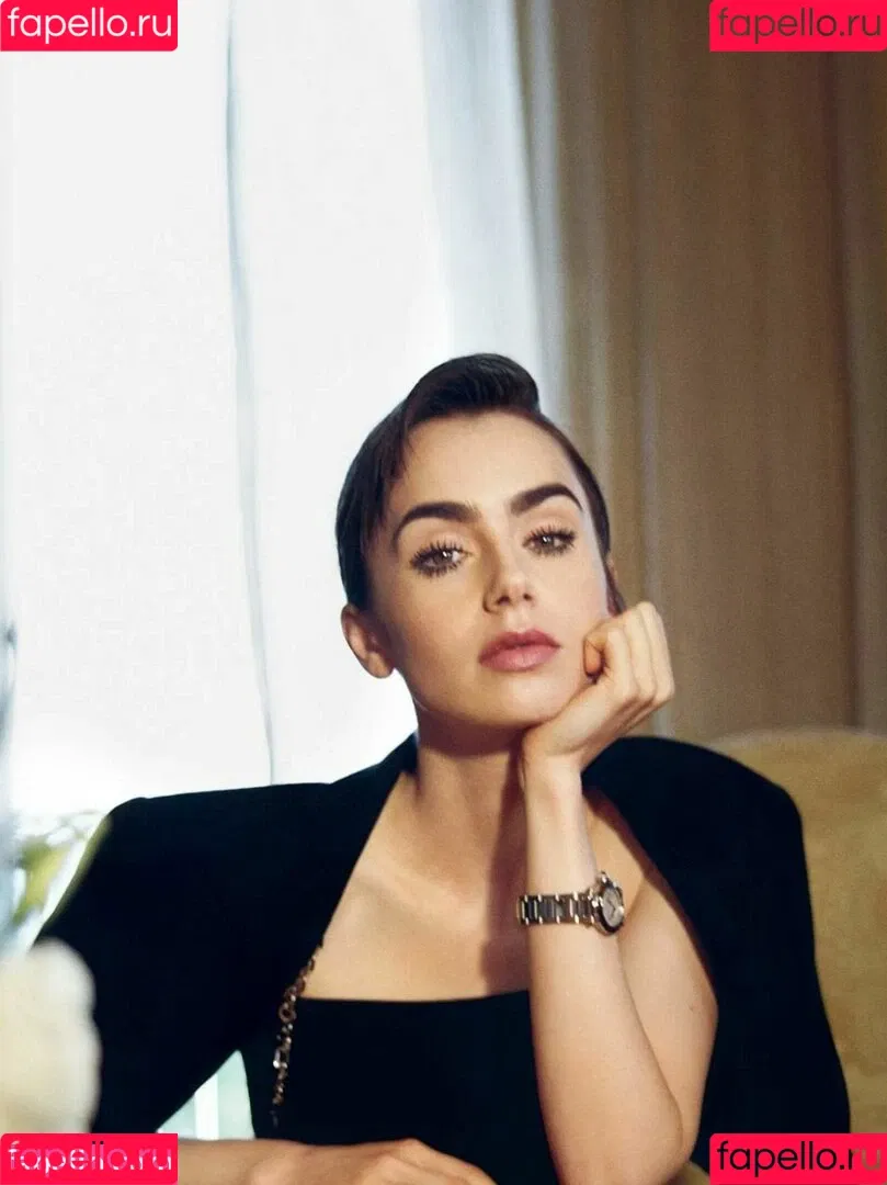 Lily Collins / lily_collins / lilyjcollins Onlyfans Photo Gallery 