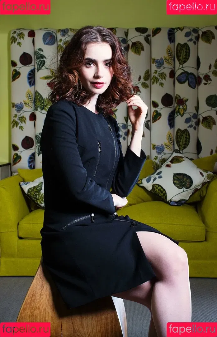 Lily Collins / lily_collins / lilyjcollins Onlyfans Photo Gallery 