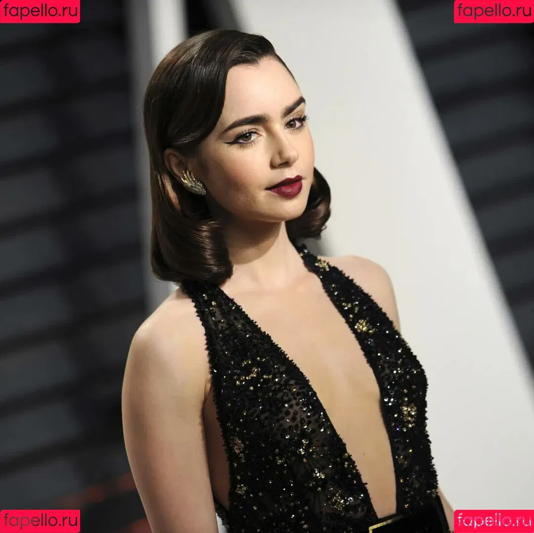 Lily Collins / lily_collins / lilyjcollins Onlyfans Photo Gallery 
