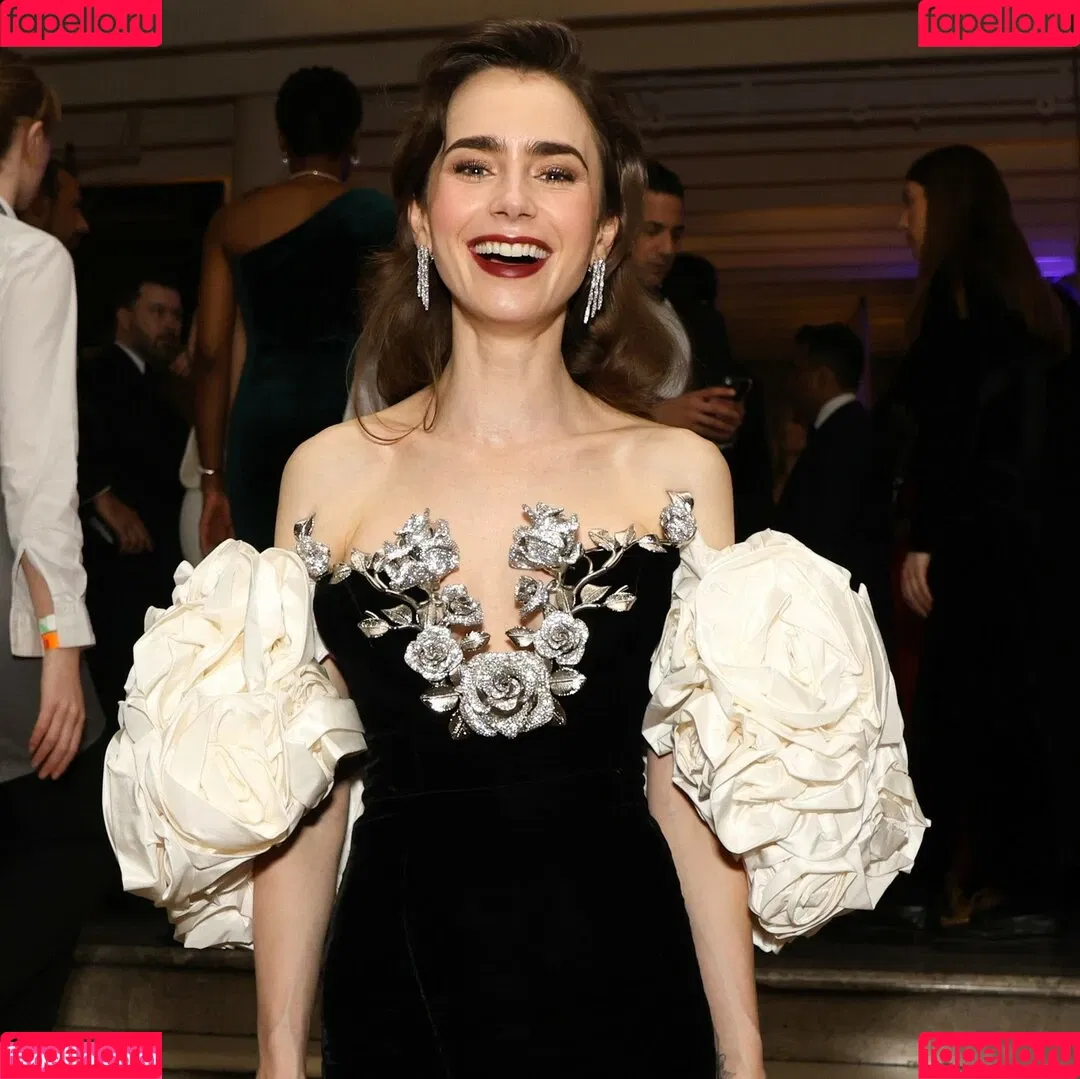 Lily Collins / lily_collins / lilyjcollins Onlyfans Photo Gallery 