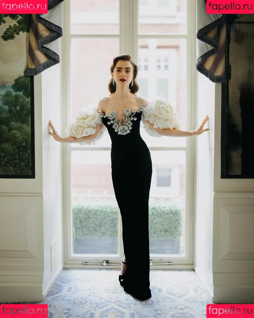 Lily Collins / lily_collins / lilyjcollins Onlyfans Photo Gallery 