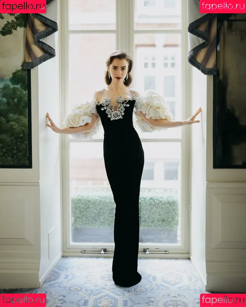 Lily Collins / lily_collins / lilyjcollins Onlyfans Photo Gallery 