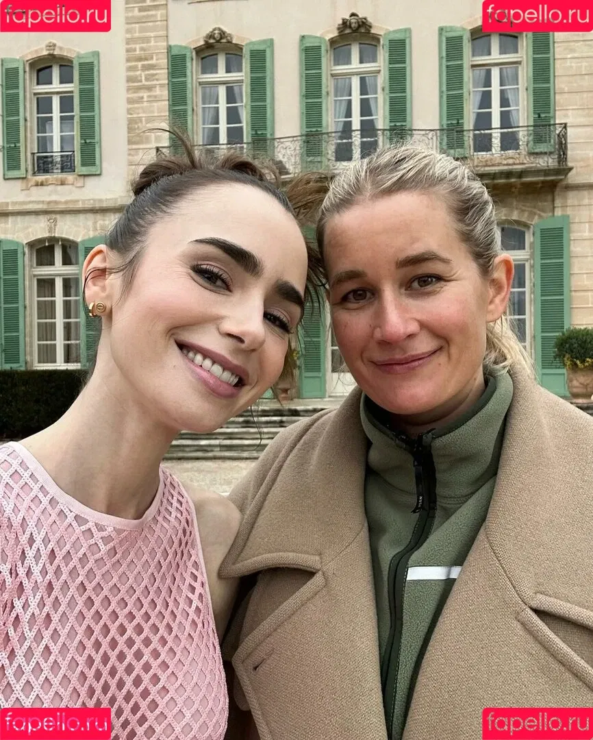 Lily Collins / lily_collins / lilyjcollins Onlyfans Photo Gallery 