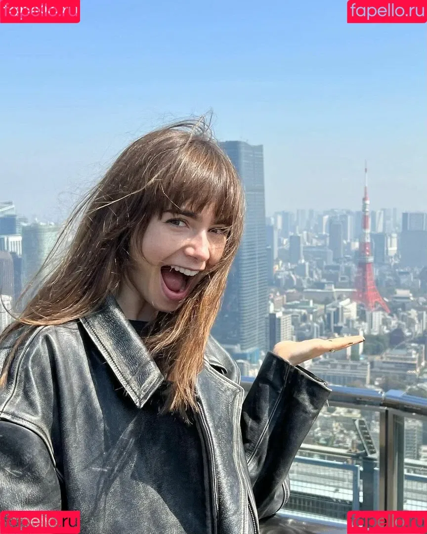 Lily Collins / lily_collins / lilyjcollins Onlyfans Photo Gallery 