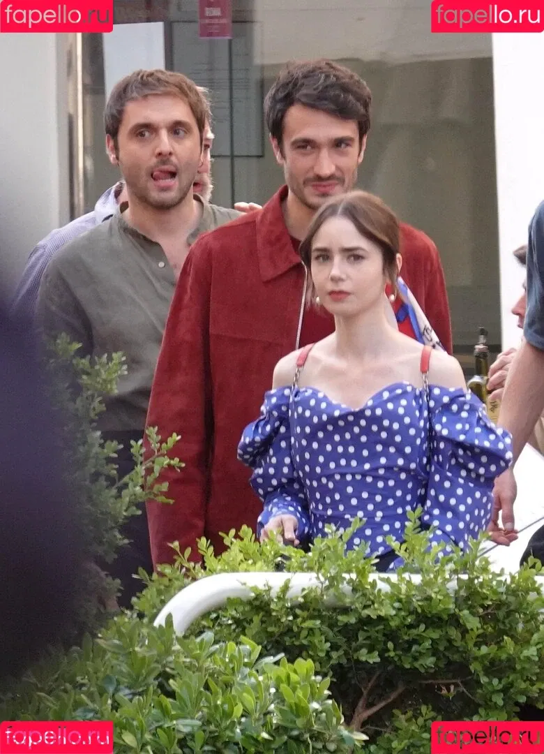 Lily Collins / lily_collins / lilyjcollins Onlyfans Photo Gallery 