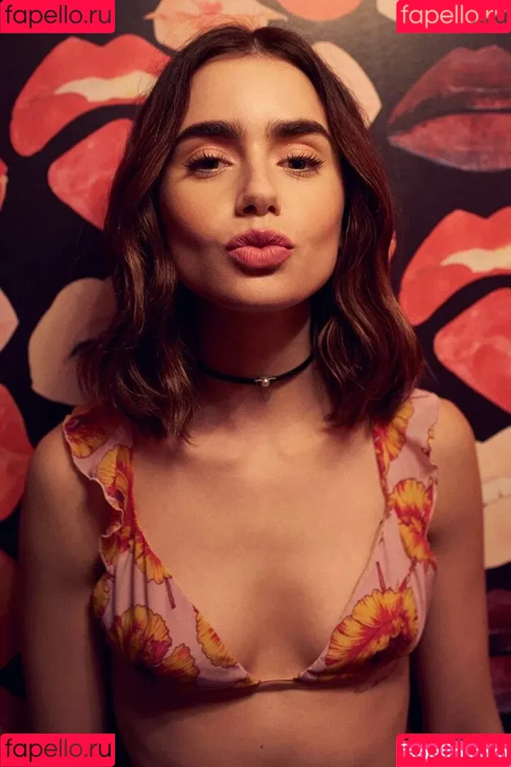 Lily Collins / lily_collins / lilyjcollins Onlyfans Photo Gallery 