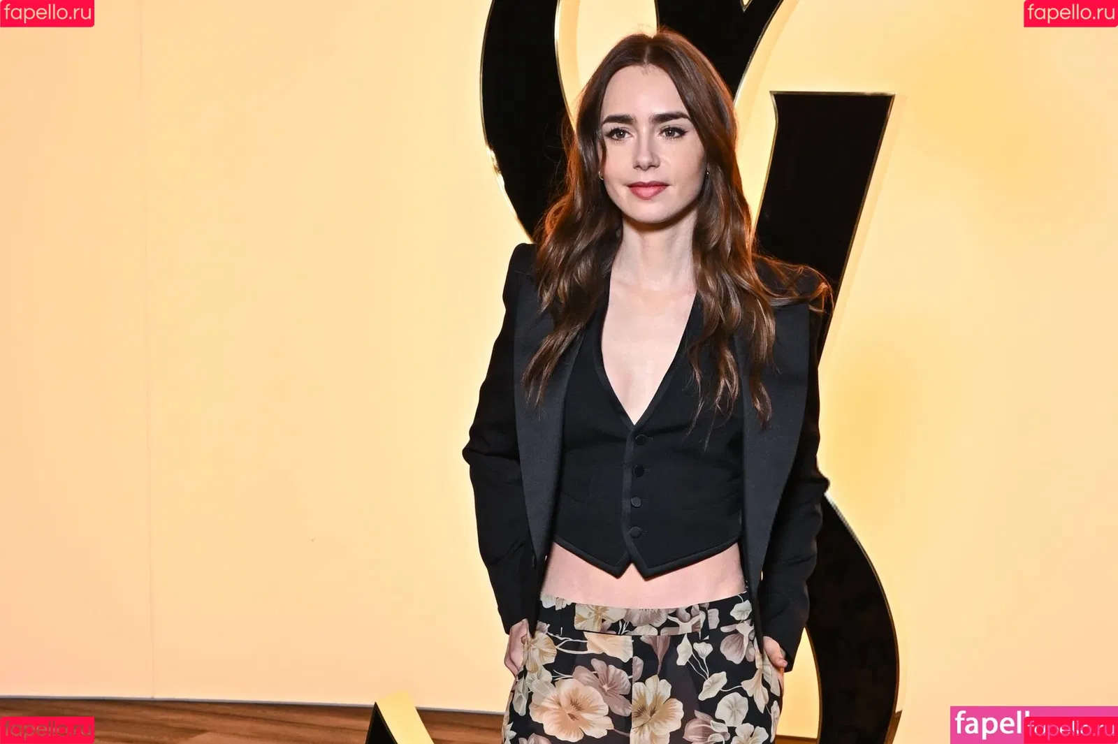 Lily Collins / lily_collins / lilyjcollins Onlyfans Photo Gallery 