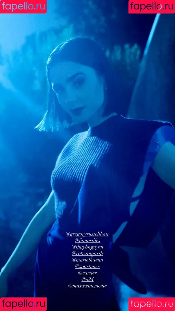 Lily Collins / lily_collins / lilyjcollins Onlyfans Photo Gallery 