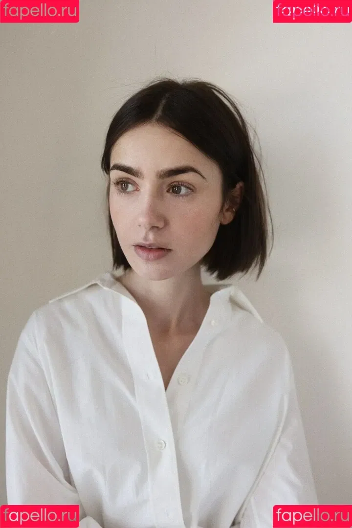 Lily Collins / lily_collins / lilyjcollins Onlyfans Photo Gallery 