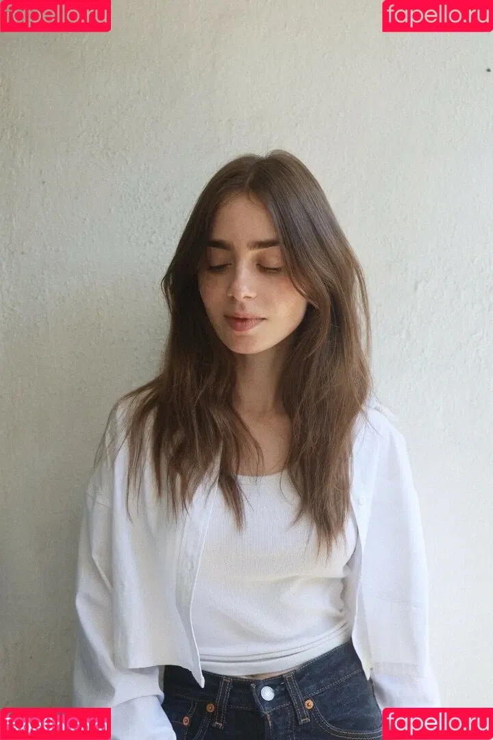 Lily Collins / lily_collins / lilyjcollins Onlyfans Photo Gallery 