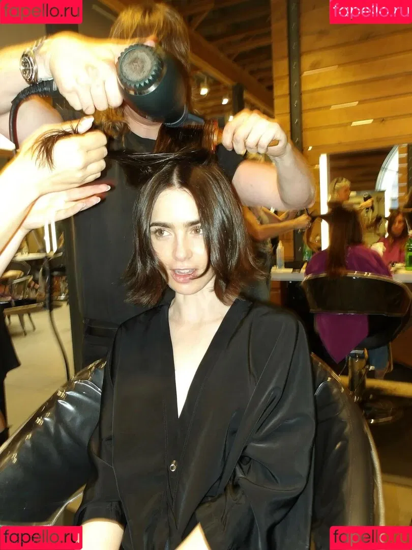 Lily Collins / lily_collins / lilyjcollins Onlyfans Photo Gallery 
