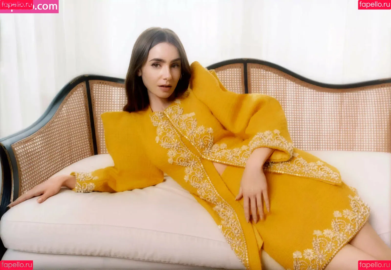 Lily Collins / lily_collins / lilyjcollins Onlyfans Photo Gallery 