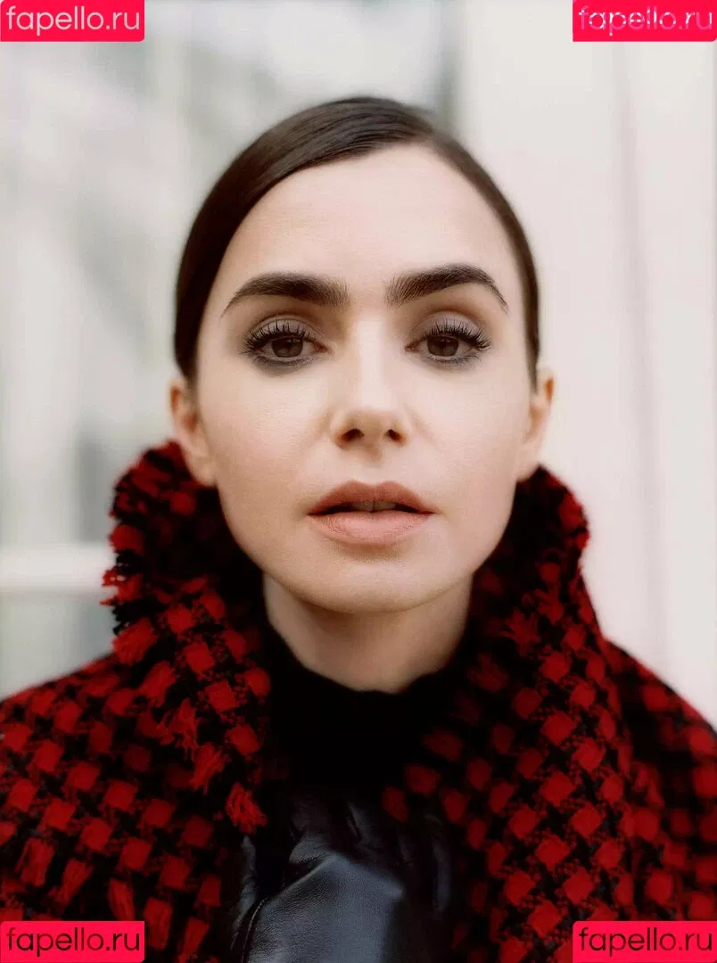 Lily Collins / lily_collins / lilyjcollins Onlyfans Photo Gallery 