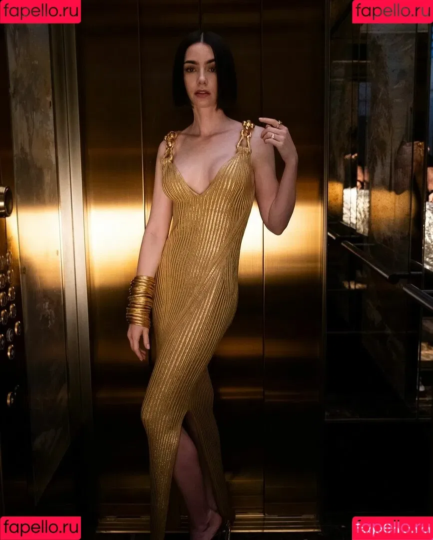 Lily Collins / lily_collins / lilyjcollins Onlyfans Photo Gallery 