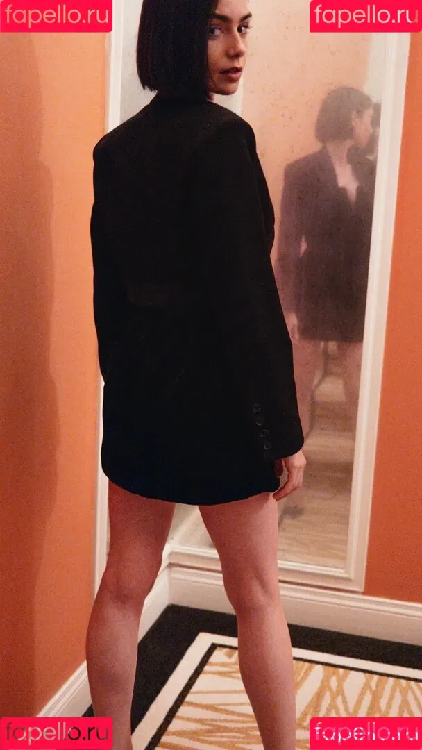 Lily Collins / lily_collins / lilyjcollins Onlyfans Photo Gallery 